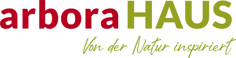 Das arboraHaus-Logo in rot grün mit Slogan.